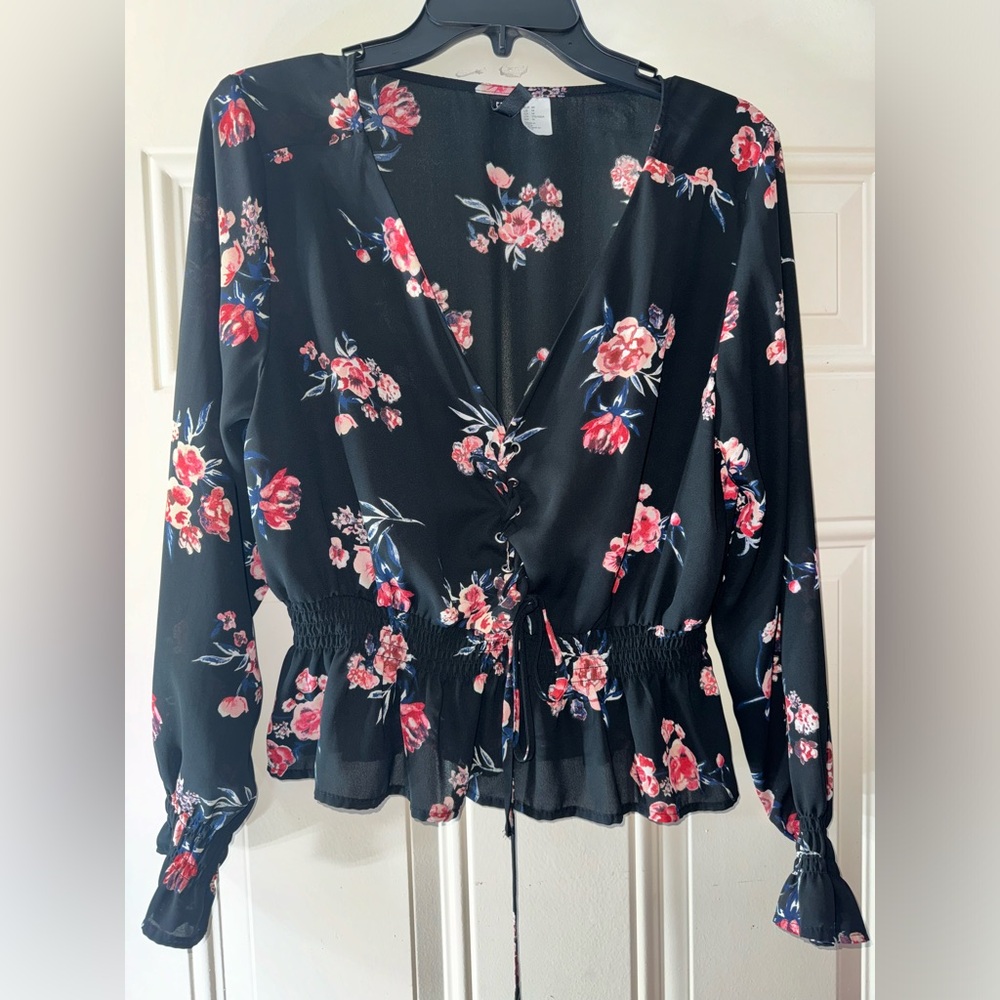 Women’s Divided H & H Floral Black Top Size 14